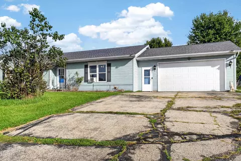 Exterior - w757 Riverview Drive, Fall River, WI 53932 photo 2 of 11