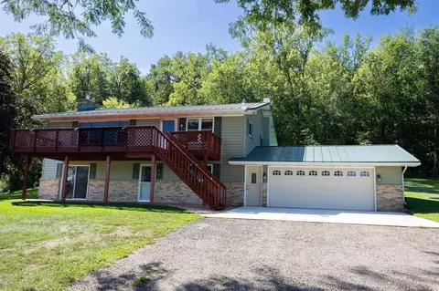 6932 E Sawle Rd, Arena, WI 53503