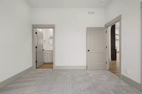 Bedroom - 2981 Muller Rd, Deforest, WI 53532 photo 7 of 15