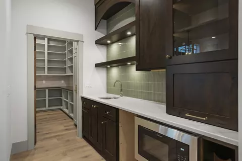 Kitchen - 2981 Muller Rd, Deforest, WI 53532 photo 7 of 8