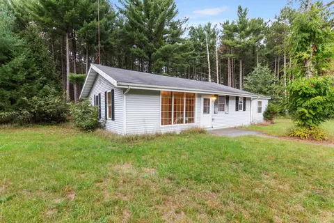 e2566 Brace Road, Lone Rock, WI 53556