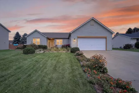 4405 Saratoga Dr, Janesville, WI 53546
