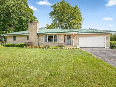 357 N Gilbert St, Footville, WI 53537