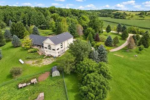 1391 Fritz Rd, Verona, WI 53593