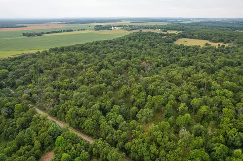 000 Fur Dr, Wisconsin Dells, WI 53965