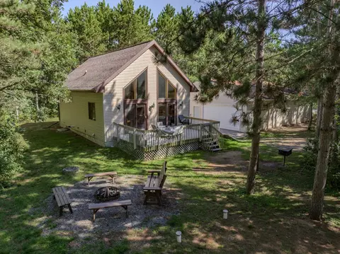 2397 W 18th Ave, Friendship, WI 53934