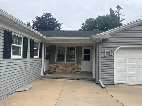 5116 Violet Ln, Oshkosh, WI 54904