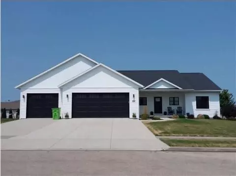 820 Seymour St, Waupun, WI 53963