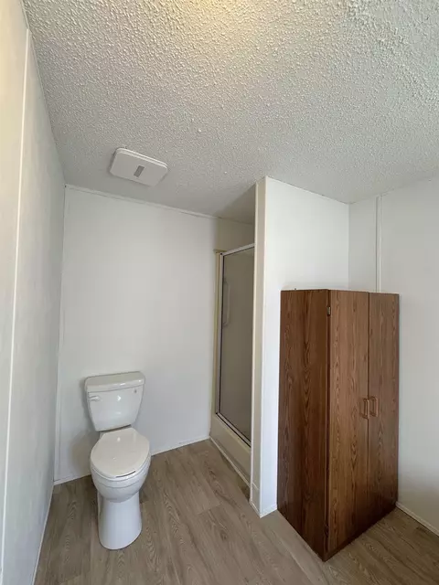 Bath - 2018 Edgeview Dr, Monroe, WI 53566 photo 1 of 3