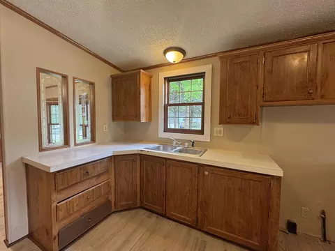 Kitchen - 2018 Edgeview Dr, Monroe, WI 53566 photo 3 of 4
