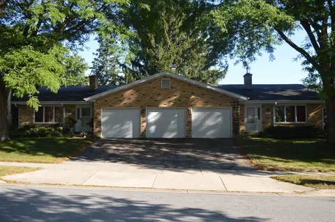 6314-6316 Offshore Dr, Madison, WI 53705