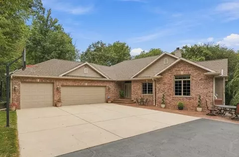 2681 Church St, Cottage Grove, WI 53527