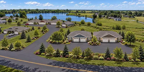 W9469 County Road D #4, Beaver Dam, WI 53916