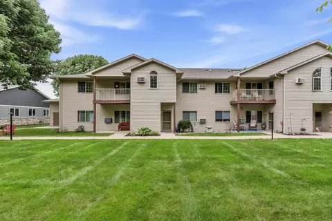 339 Starkweather Dr, Beaver Dam, WI 53916