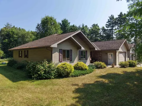 301 Carbil Rd, Muscoda, WI 53573