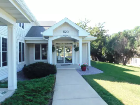 620 Cedar St #206, Richland Center, WI 53581