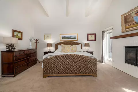 Bedroom - 6279 Eagle Point Ln, Rhinelander, WI 54501 photo 1 of 4