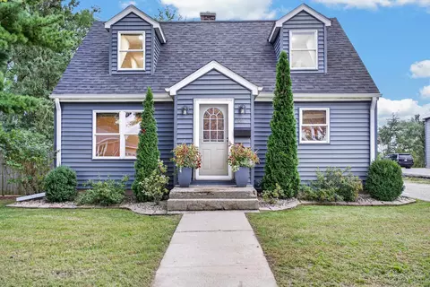 491 E Main St, Evansville, WI 53536