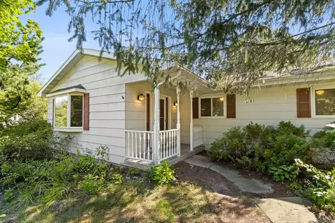 s9612 Center Street, Prairie Du Sac, WI 53578