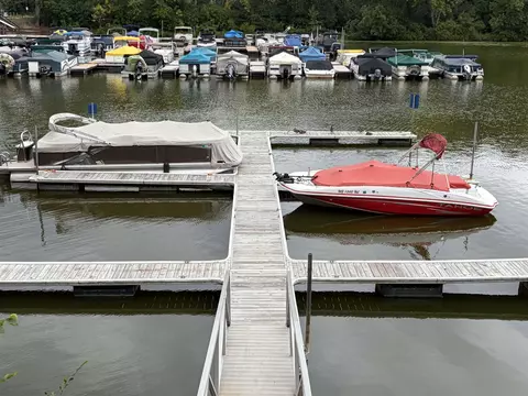 1103 River Rd #105, Wisconsin Dells, WI 53965
