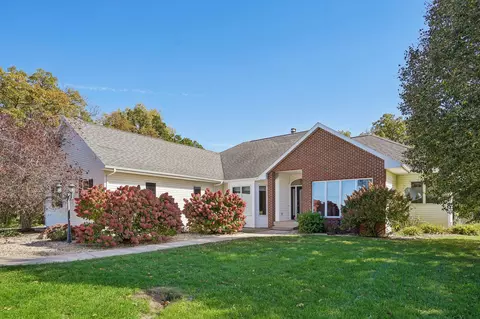 7370 Wilburn Rd, Sun Prairie, WI 53590