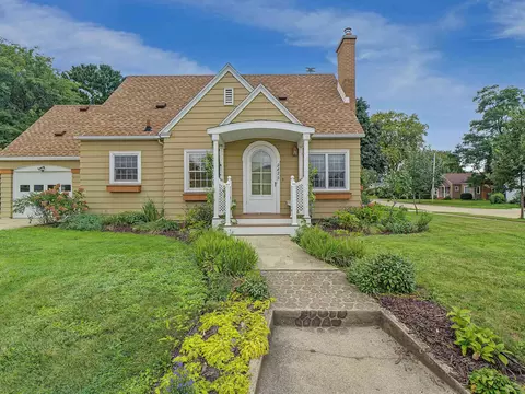 Exterior - 2425 7th St, Monroe, WI 53566 photo 3 of 10