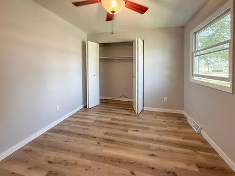 1235 E Sylvan Ave, Appleton, WI 54915 photo 23