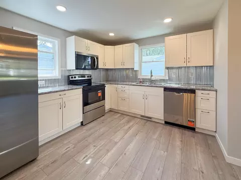 1235 E Sylvan Ave, Appleton, WI 54915 photo 10