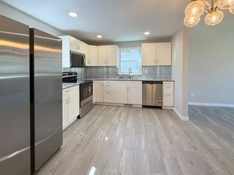 1235 E Sylvan Ave, Appleton, WI 54915 photo 9