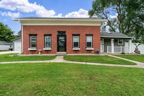 312 N Main St, Orfordville, WI 53576