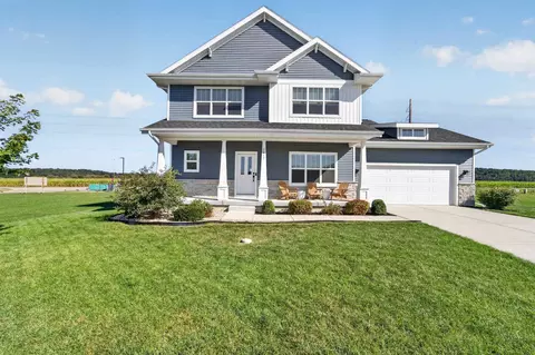 1417 Schoepp Ln, Cross Plains, WI 53528