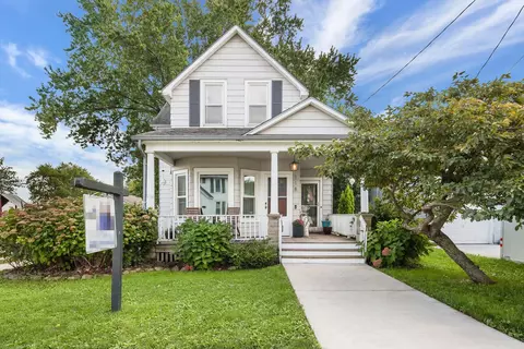 118 Clark St, Cottage Grove, WI 53527
