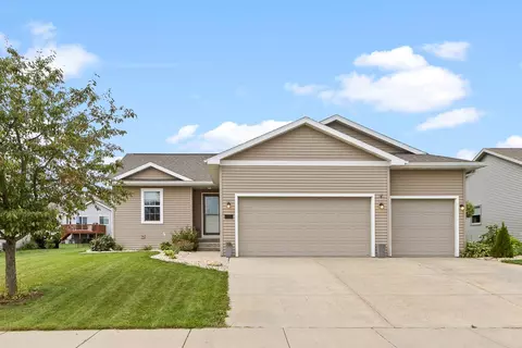 2102 Carl Ave, Stoughton, WI 53589