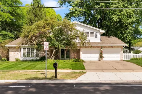 2105 Ruger Ave, Janesville, WI 53545