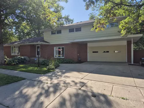 379 Grove St, Lake Mills, WI 53551
