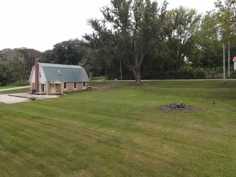 Exterior - 166 E 2nd St, Marquette, WI 53947 photo 4 of 5