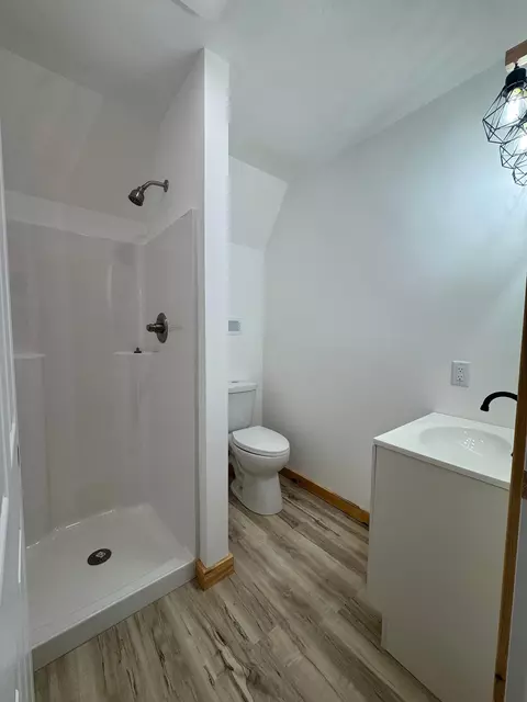 Bath - 166 E 2nd St, Marquette, WI 53947 photo 3 of 4
