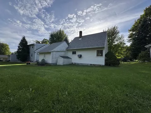 Exterior - 409 Stanton St, Ripon, WI 54971 photo 5 of 5