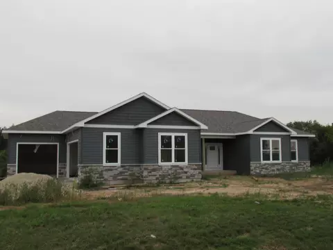 3980 S Deer Dr, Beloit, WI 53511 photo 2