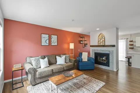 6649 Raymond Rd #10, Madison, WI 53711