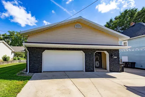 Exterior - 1509 Hackett St, Beloit, WI 53511 photo 2 of 18