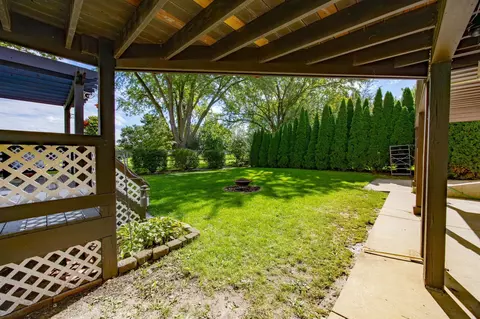 Exterior - 1509 Hackett St, Beloit, WI 53511 photo 8 of 18
