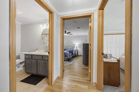 Entry Way - 1509 Hackett St, Beloit, WI 53511 photo 11 of 15