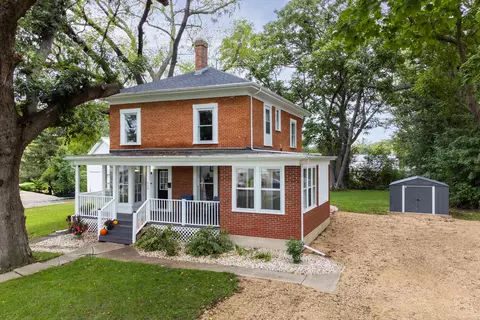 420 Market St, Platteville, WI 53818
