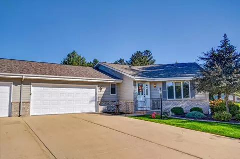 212 W Meadows Dr #14, Edgerton, WI 53534