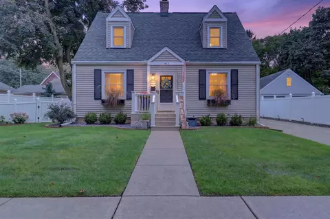 342 S Randall Ave, Janesville, WI 53545