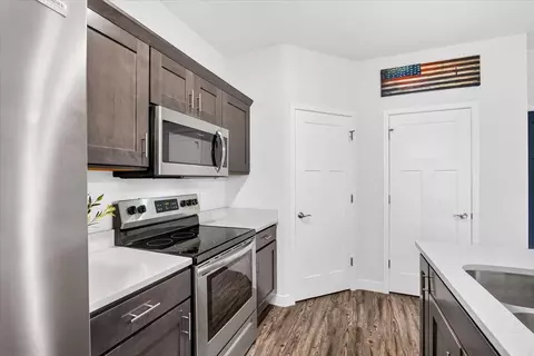 Kitchen - 4910 Innovation Dr #105, Deforest, WI 53532 photo 8 of 9