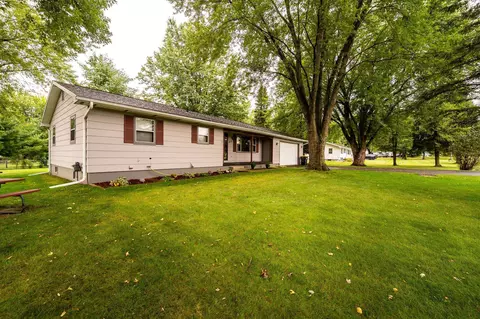 Exterior - 812 Eggleson St, Tomah, WI 54660 photo 2 of 11