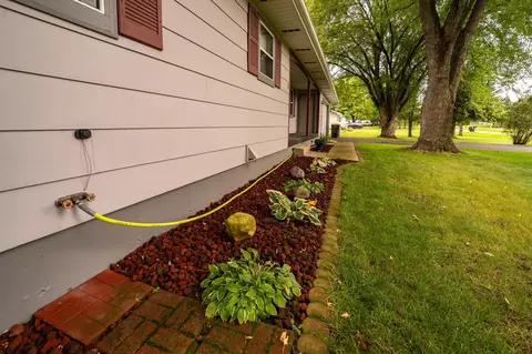 Exterior - 812 Eggleson St, Tomah, WI 54660 photo 7 of 11