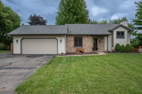 1837 Montana Ave, Sun Prairie, WI 53590